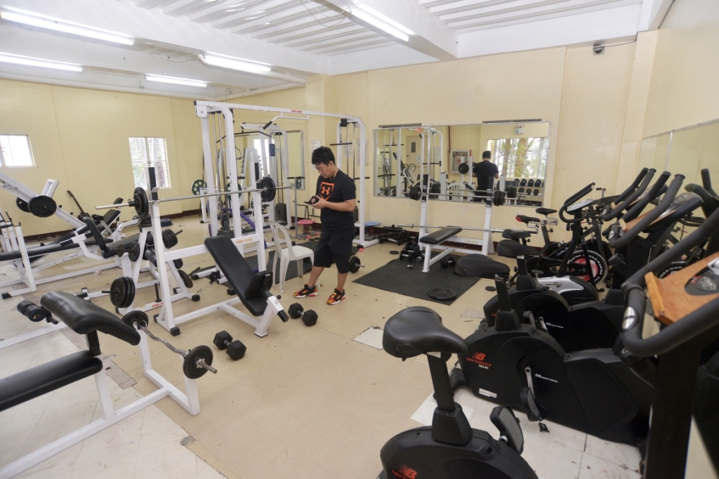 フィリピン留学 Cebu21 - HELP Longlong-Gym-1